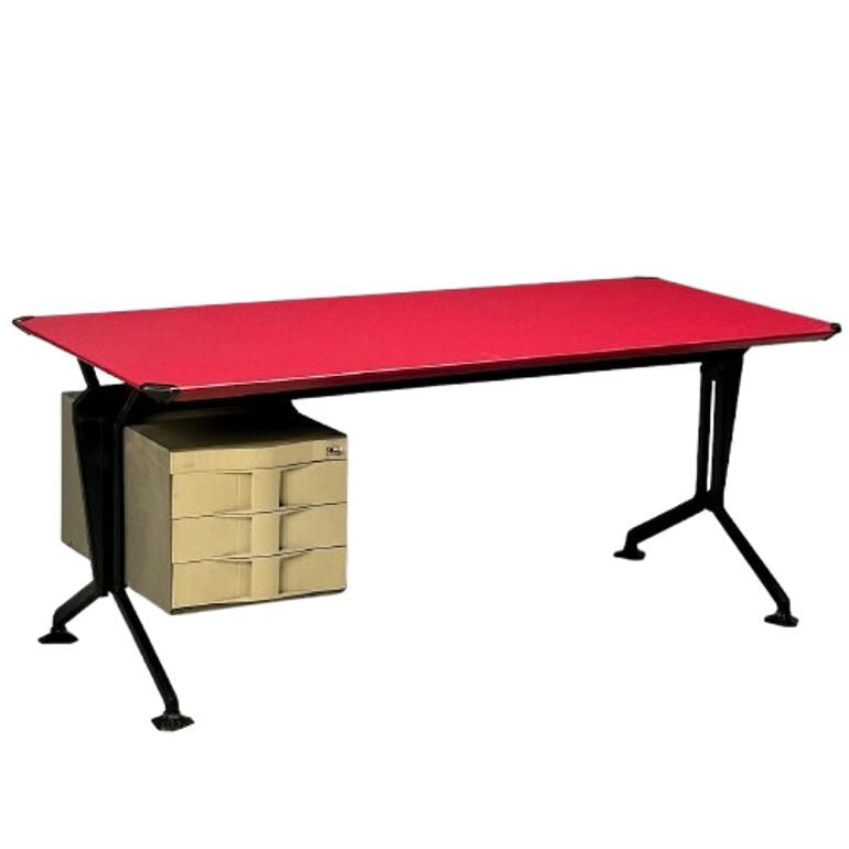 Studio BBPR, Olivetti, Italian Mid-Century Modern, Desk, Metal, 1950s