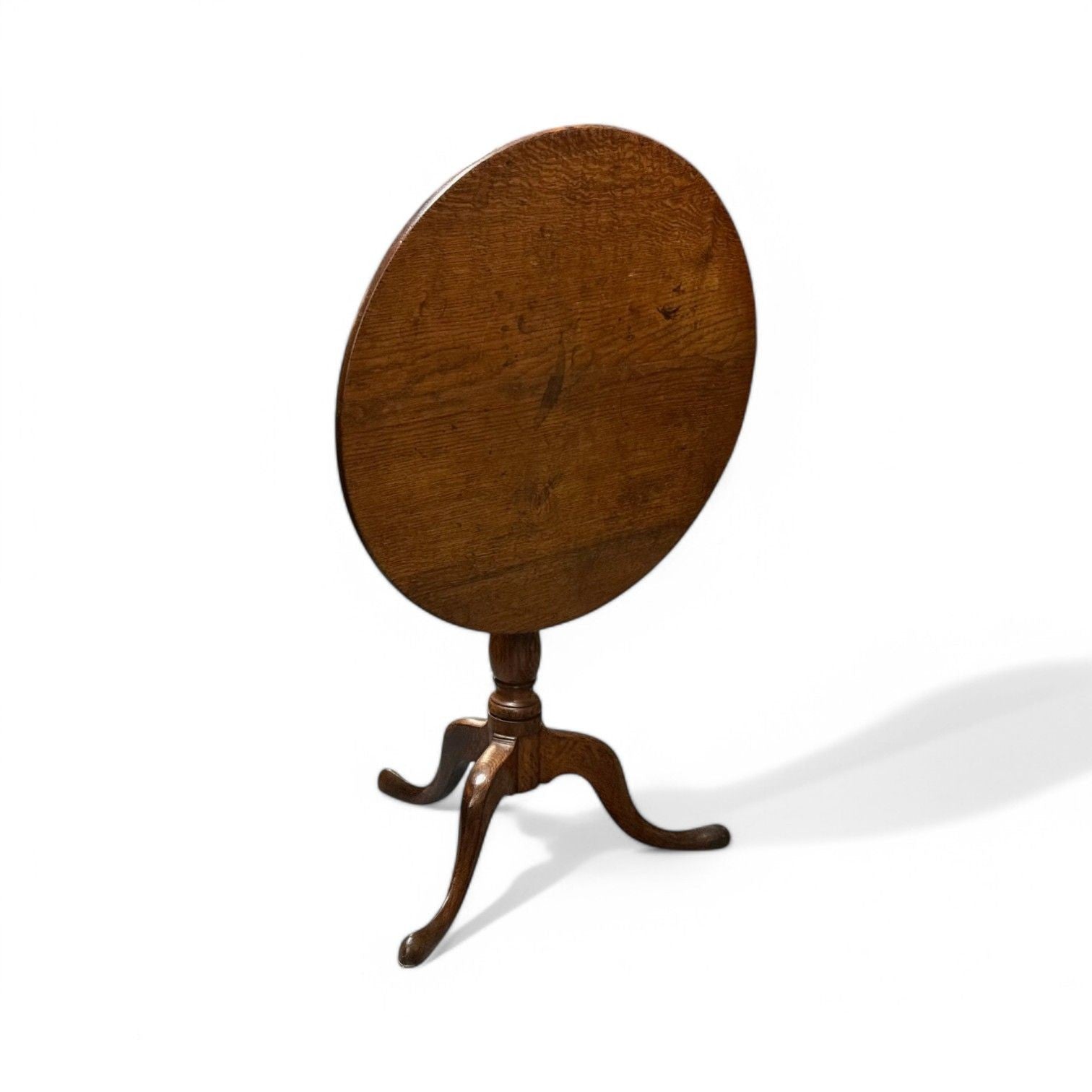 Queen Anne Style, Oak, Tilt-Top Side Table, USA, 19th C.