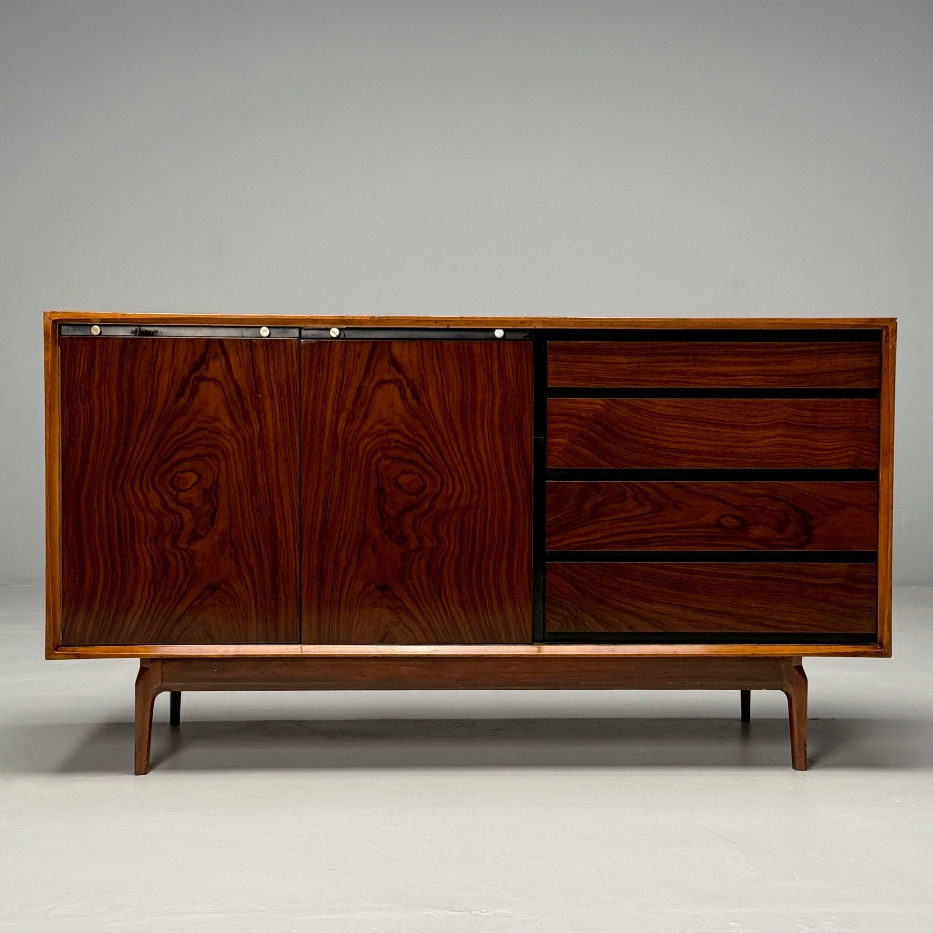 American Mid-Century Modern, Dresser, Rosewood, Walnut, United States, 1950s