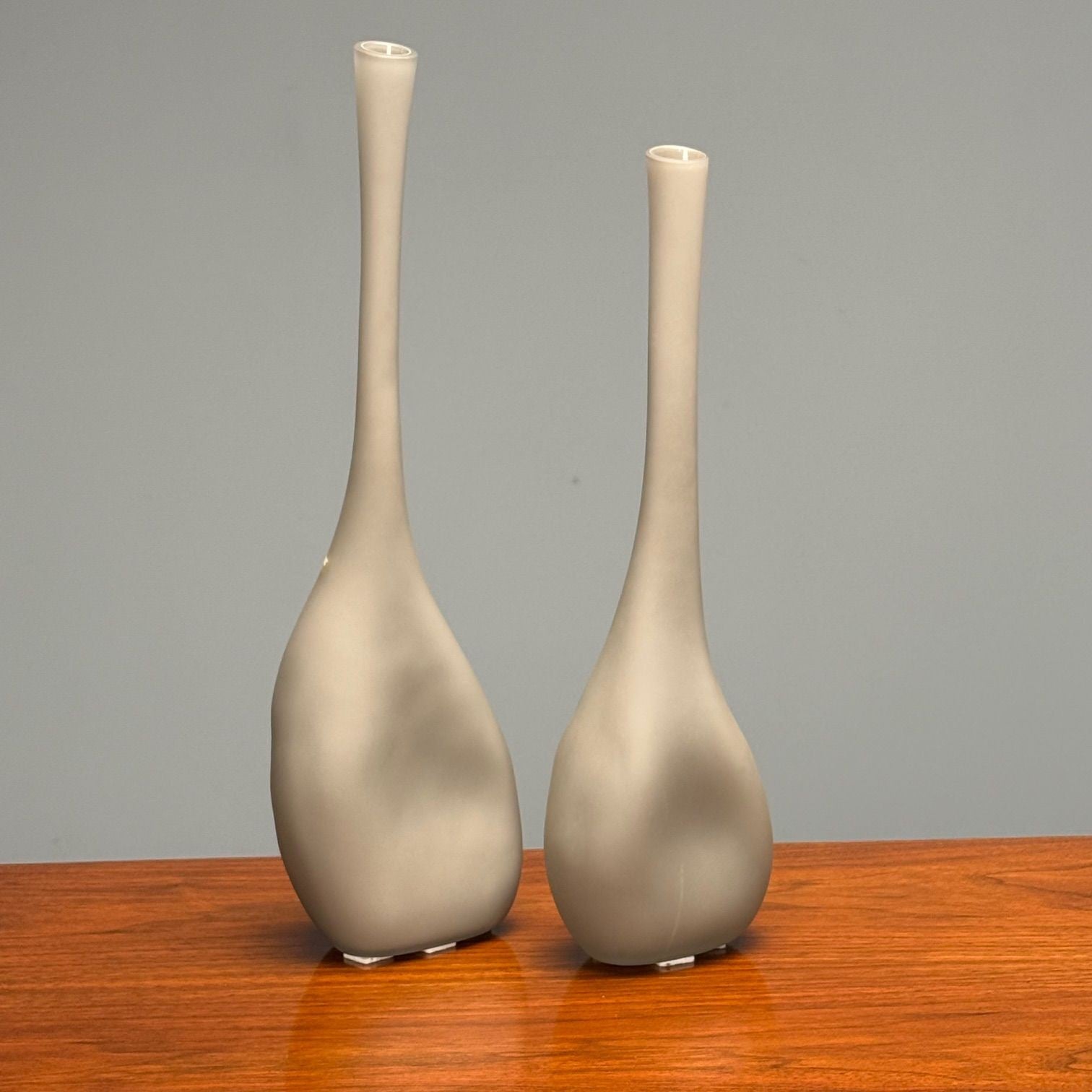 Alfredo Barbini, Italian Mid-Century Modern, Vases, Grey Glass, Italy, 1970s