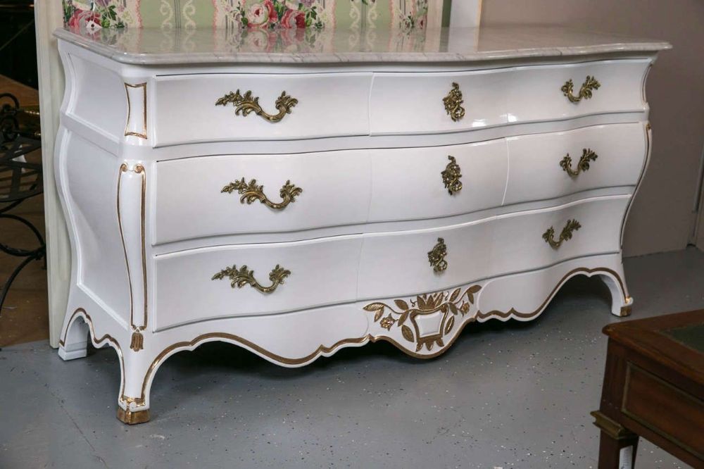 White and Gilt Gold Decorated Louis XV Style Bombe Dresser Carrara Marble Top