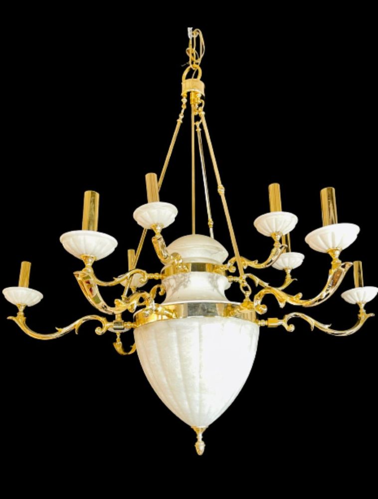 Hollywood Regency Style Alabaster Chandelier Having 12 Lights