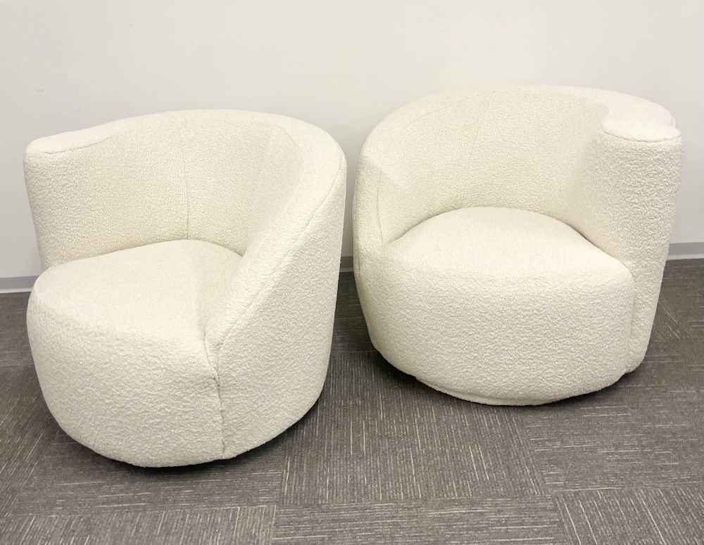 Mid-Century Modern Vladimir Kagan Nautilus Style Swivel Lounge Chairs, Bouclé