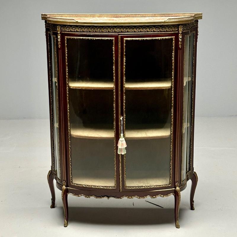 Louis XV Style, Curio Cabinet, Mahogany, Bronze, Glass, France, 1910s