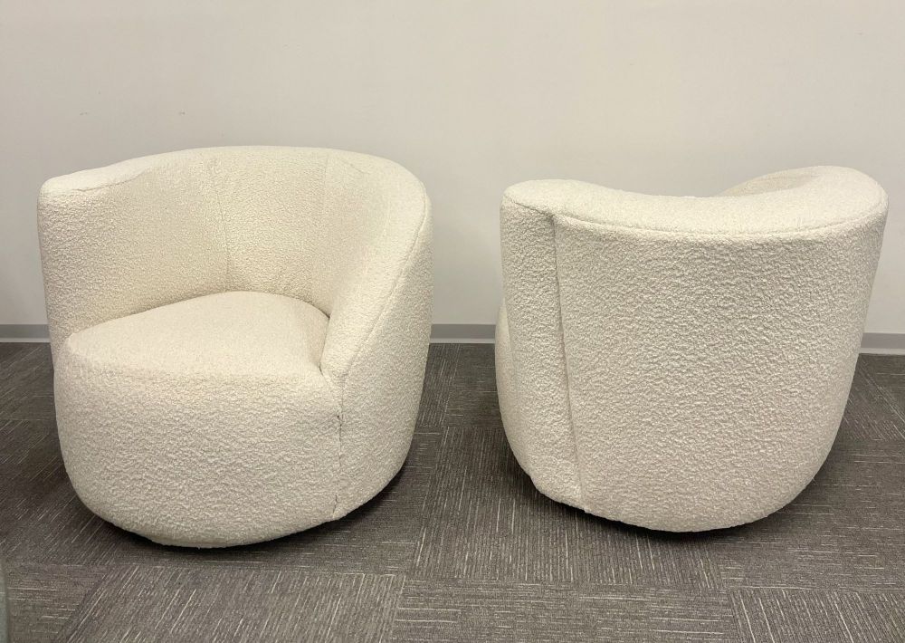 Mid-Century Modern Vladimir Kagan Nautilus Style Swivel Lounge Chairs, Bouclé