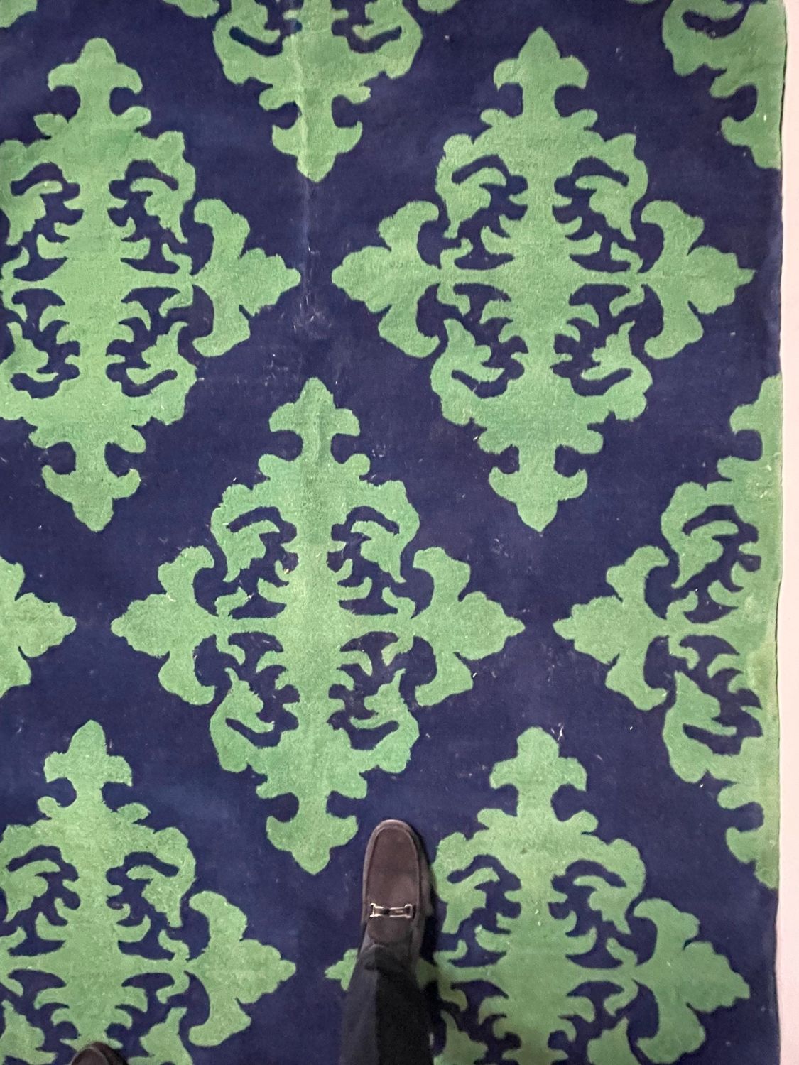 A Modern Wool Carpet, Rug, Wool Five by Seven Feet Nine Inches