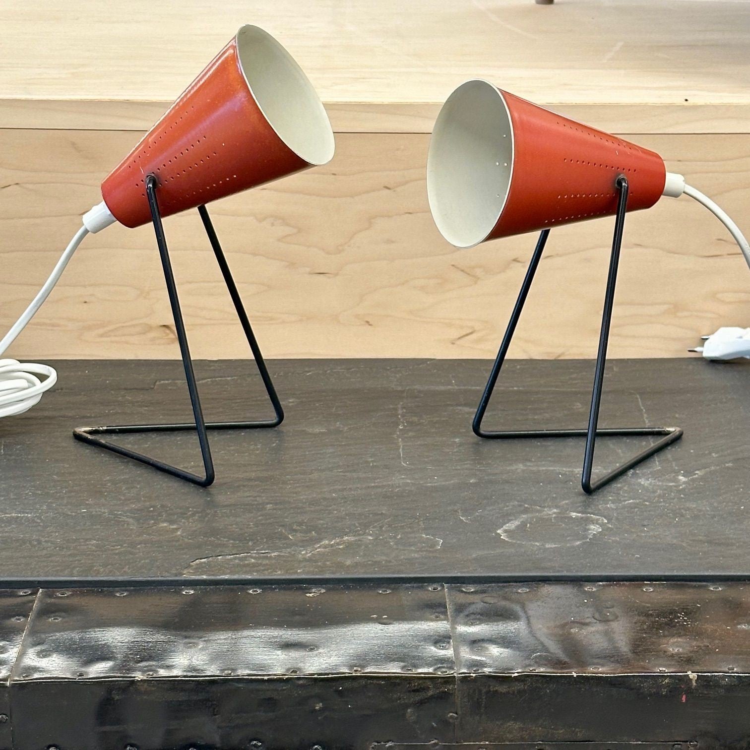 Svend Aage Holm Sørensen, Mid-Century Modern, Small Table Lamps, Red Lacquer