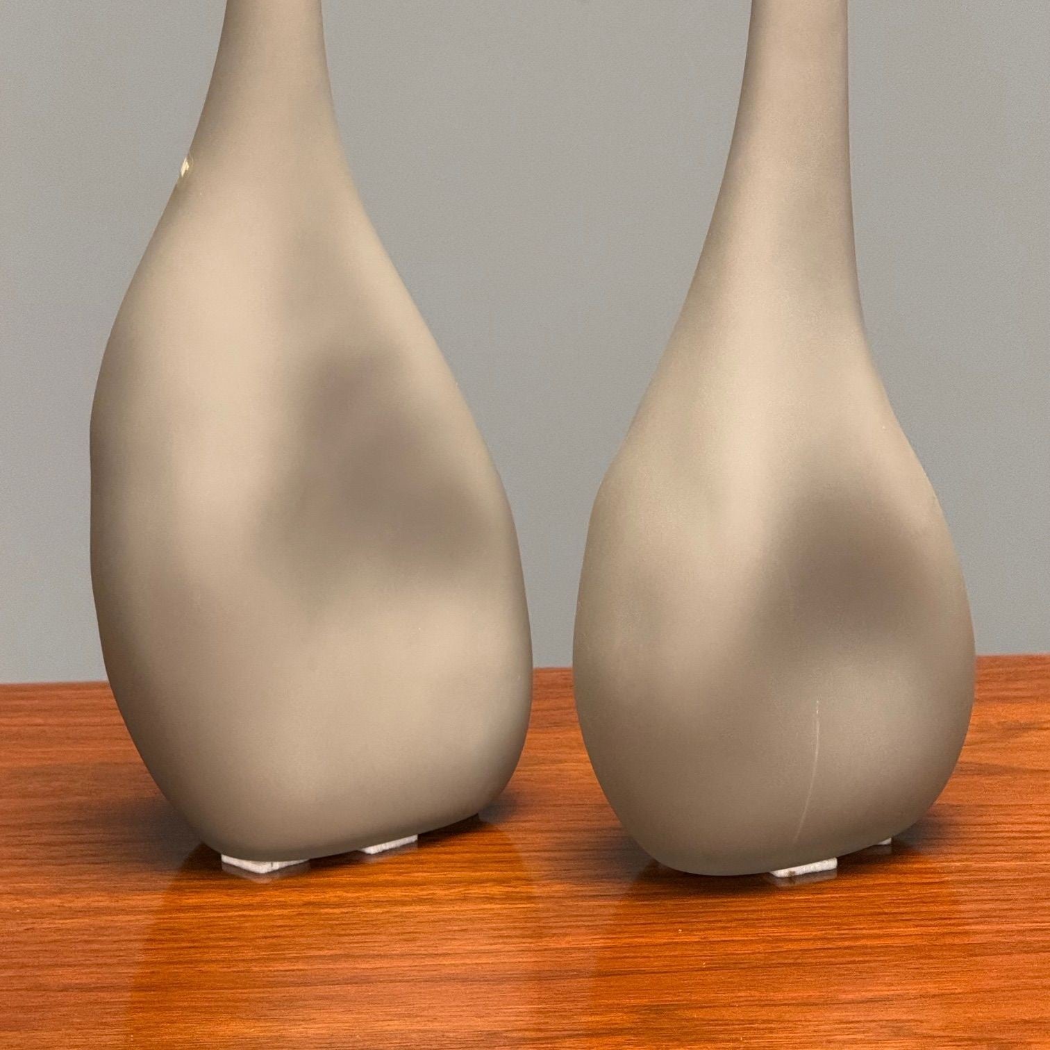 Alfredo Barbini, Italian Mid-Century Modern, Vases, Grey Glass, Italy, 1970s