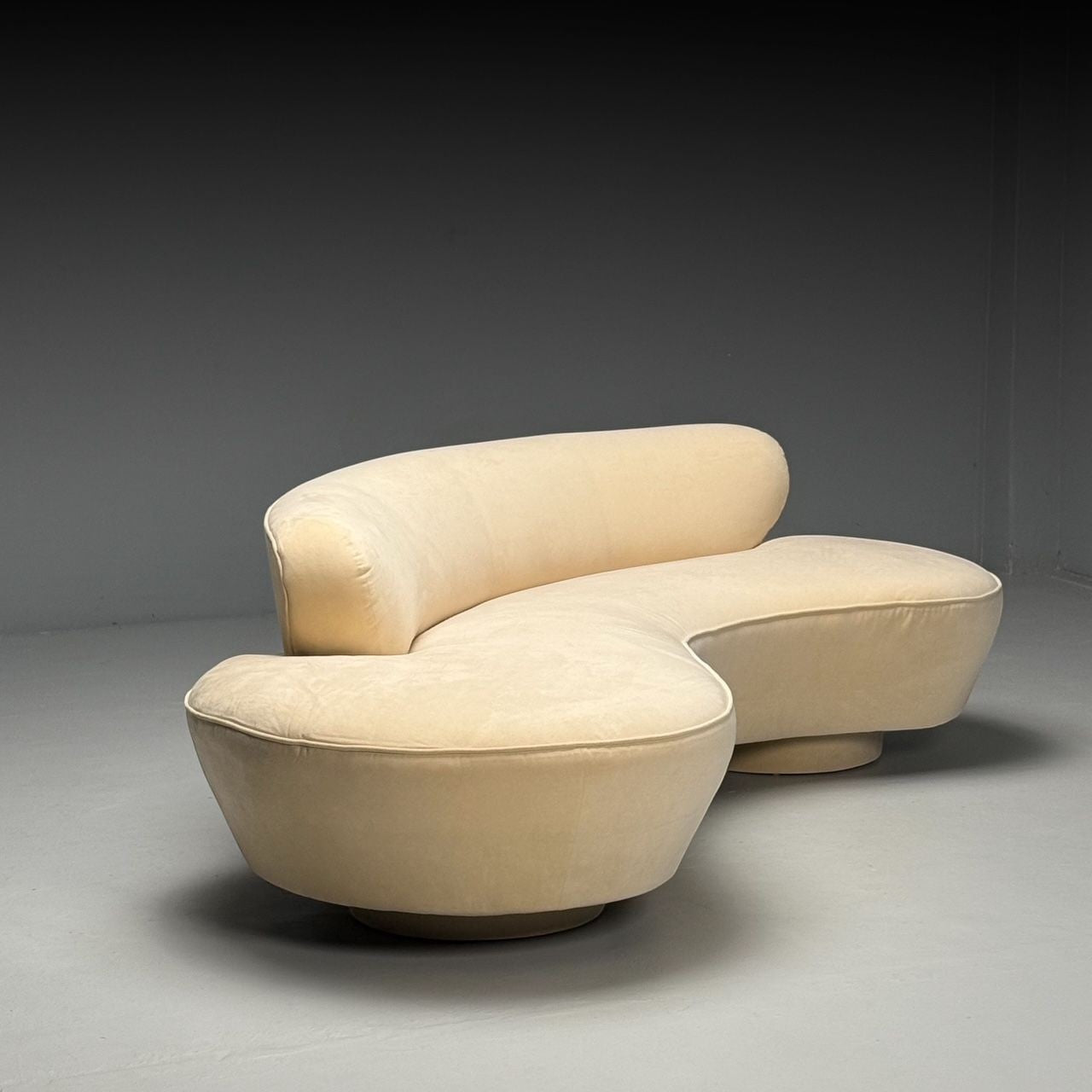 Vladimir Kagan, Directional, Mid-Century Modern, Serpentine Cloud Sofa, Velvet