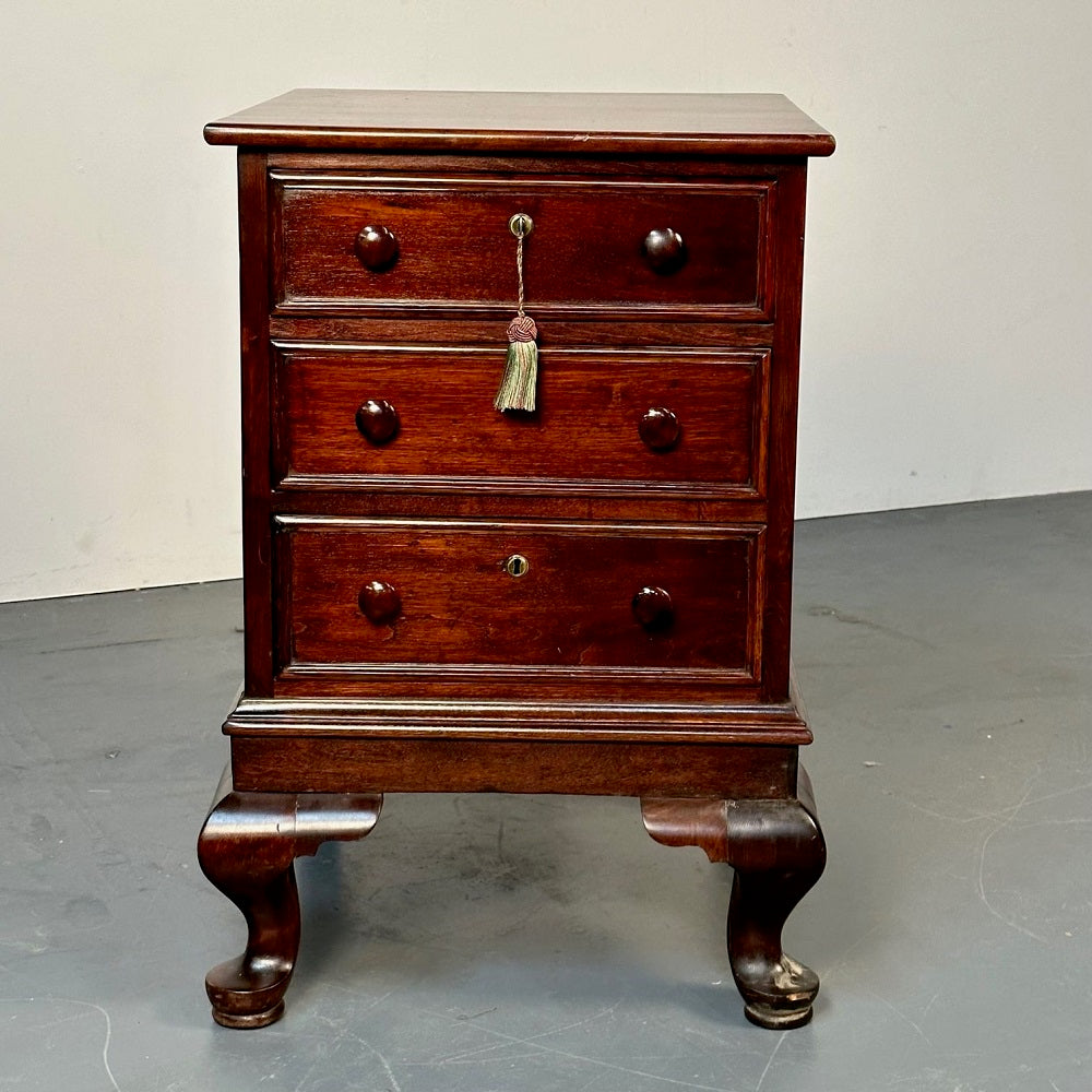 18th/19th Century Mahogany Georgian Queen Anne Leg Chest / Nightstand, English