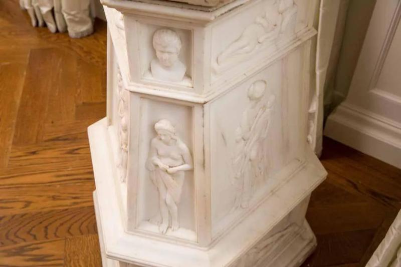 19th Century Italian Carrara Marble Pedestal, Neoclassical Carvings, Figural