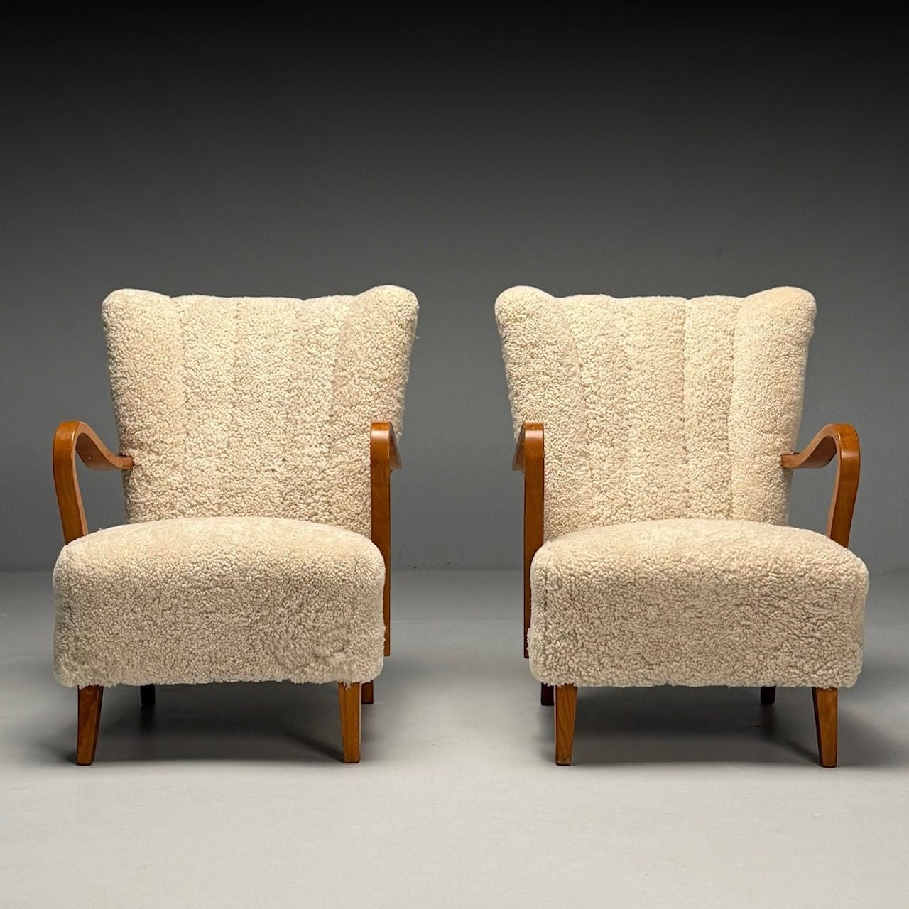 Swedish Mid-Century Modern, Lounge Chairs, Beige Sheepskin, Oak, Sweden, 1940s