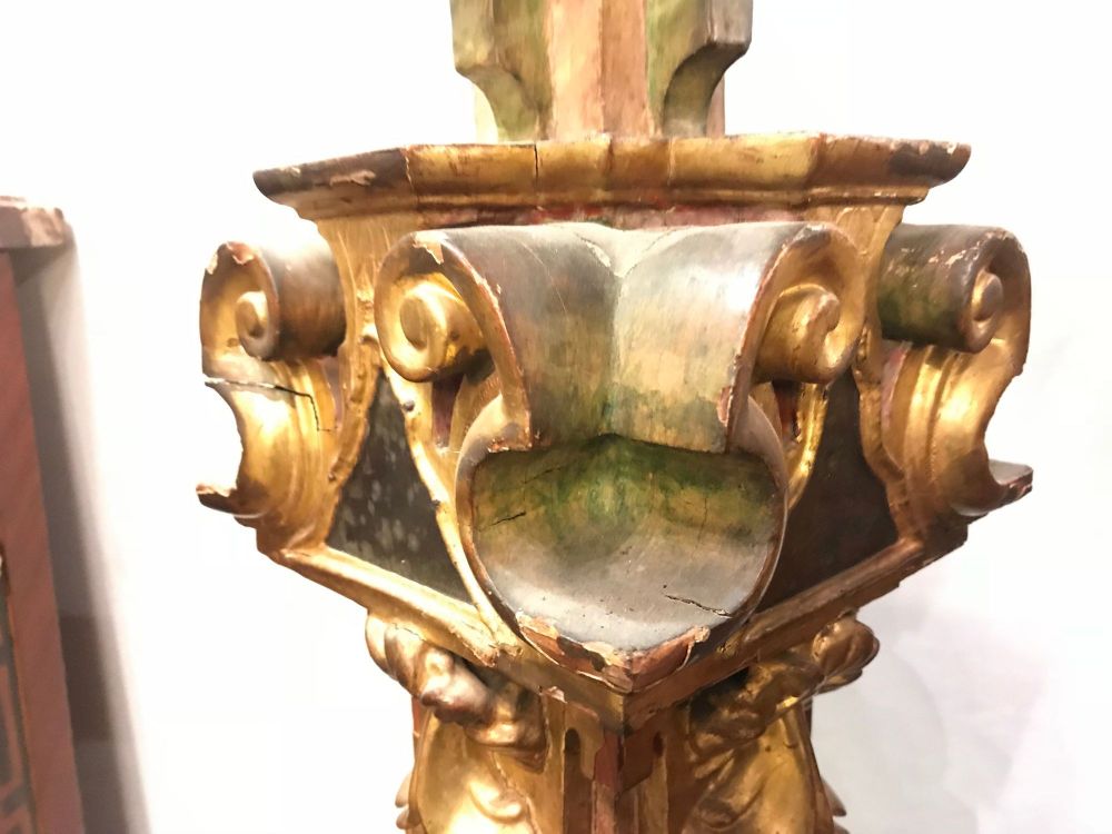 Continental Italian Gilt Distressed Continental Pedestal