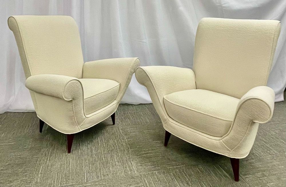 Paolo Buffa Style, Mid-Century Modern, White Bouclé, Lounge Chairs