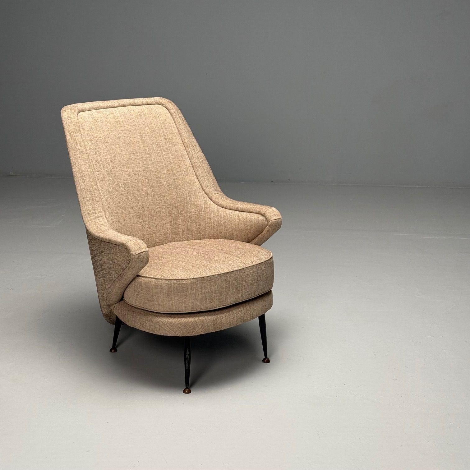 ISA Bergamo, Italian Mid-Century Modern, Armchair, Beige Linen, Brass, 1950s