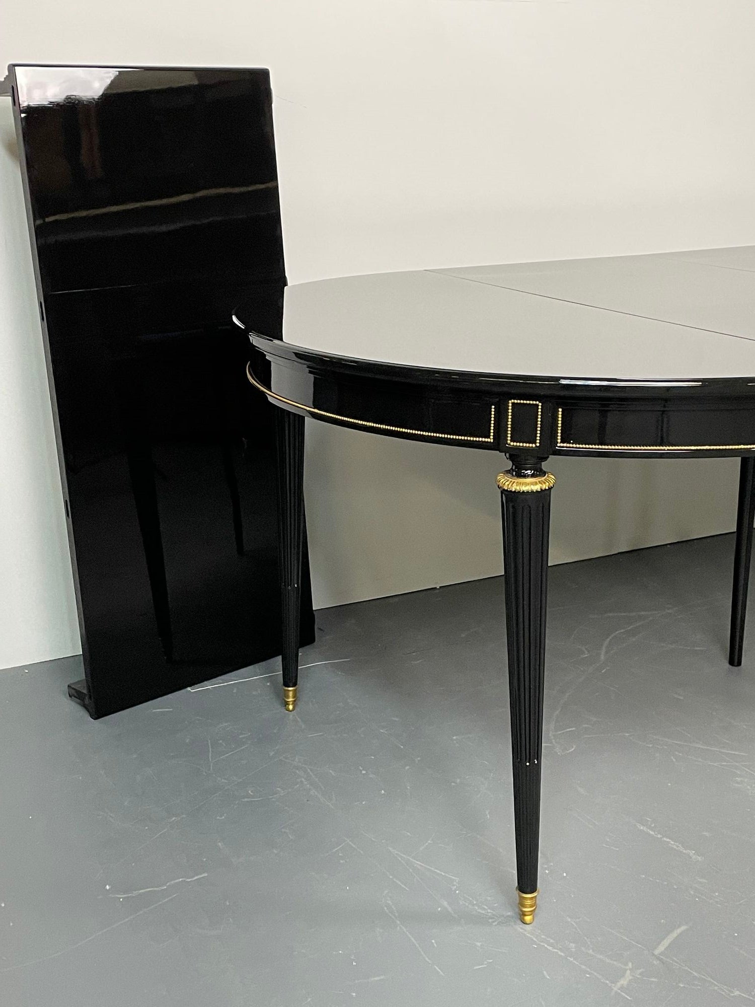 Maison Gouffé, Louis XVI Style, Hollywood Regency, Dining Table, Black Lacquer