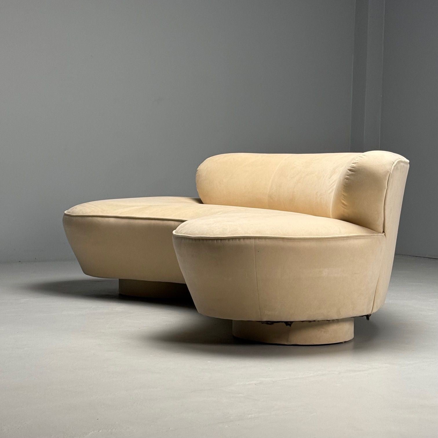 Vladimir Kagan, Directional, Mid-Century Modern, Serpentine Cloud Sofa, Velvet