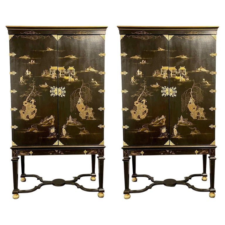 Pair of Chinese Griswold Cabinets, Armoire's, Dessin Fournir, Chinoiserie, Monumental