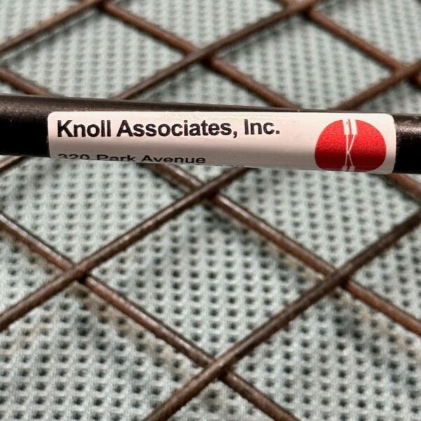 Knoll Label